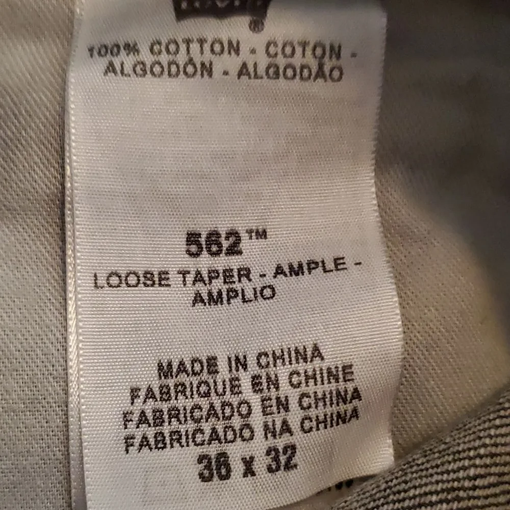 Levi's 562 Loose Taper Black Jeans 36 x 29